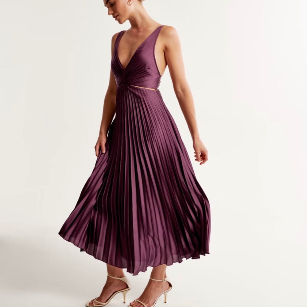 The A&F Giselle Pleated Cutout Maxi Dress